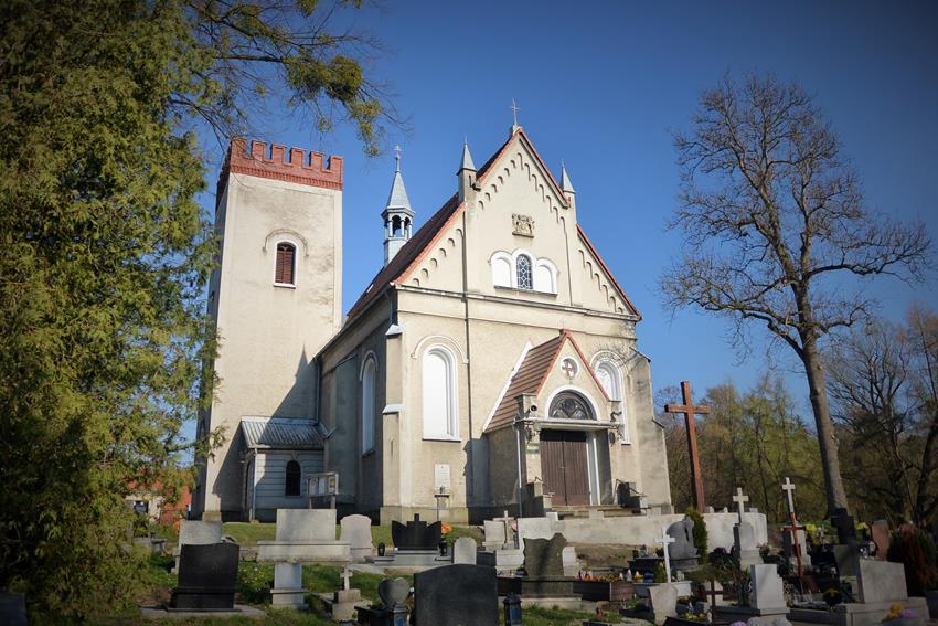 Kościół w Kamieńcu.JPG