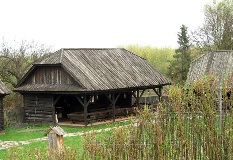 8. Niepołomice - skansen.JPG