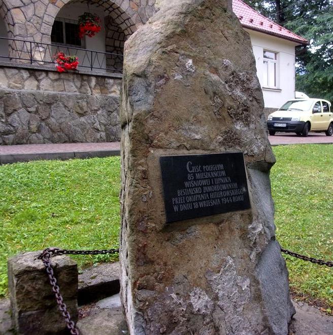 Wiśniowa obelisk - fot. 3.JPG