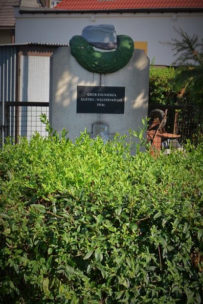 Cmentarz wojenny nr 399 (5).JPG
