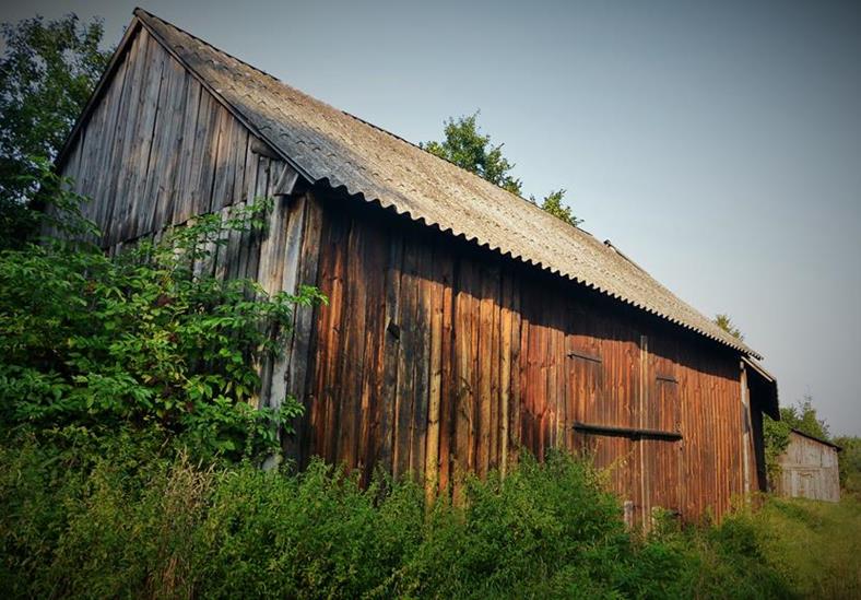 Lelów - stare stodoły (13).JPG