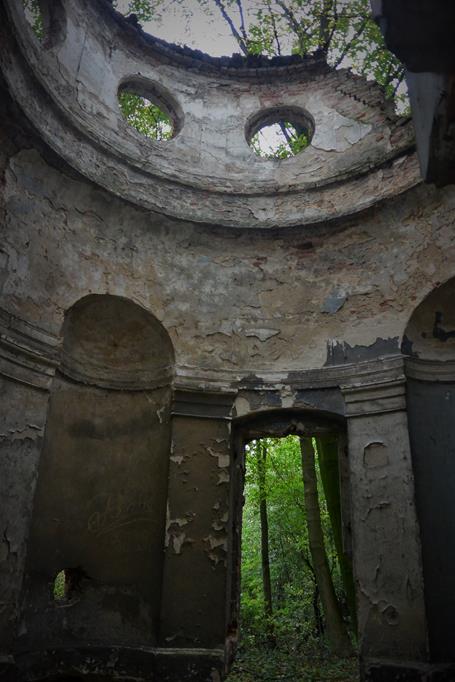 Rotunda (2).JPG