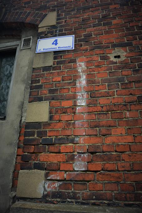 Ulica Stanisława Moniuszki 4 (1).JPG