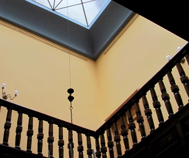 Grodkowice - balustrada klatki schodowej.JPG