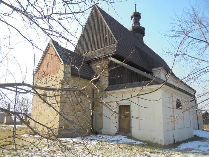 Dziekanowice kosciol widok od prezbiterium.JPG