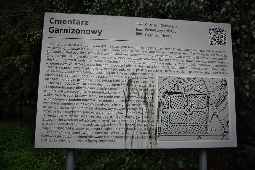 Cmentarz Garnizonowy (19).JPG