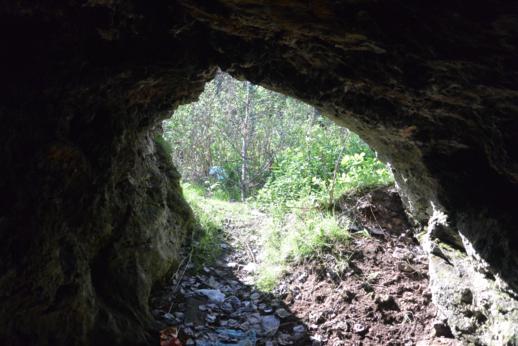 Jaskinia w Laskach (8).jpg