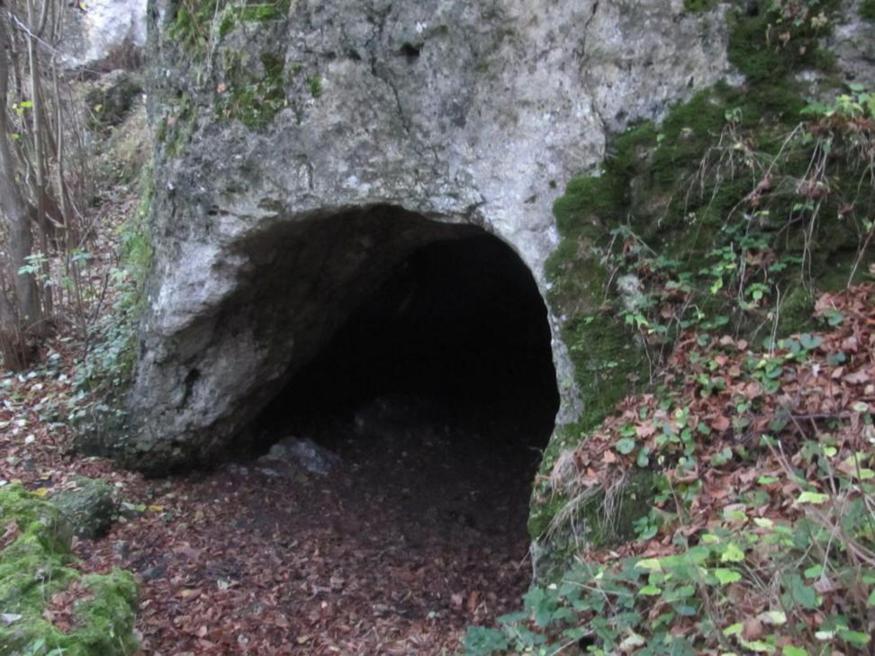 Jaskinia Jasna koło Smolenia (9).jpg