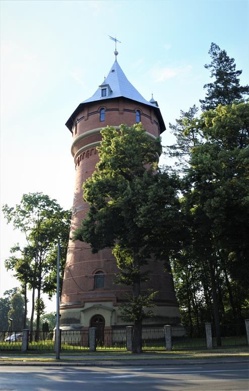 Oleśnica - wodociagowa wieża ciśnień (6).JPG