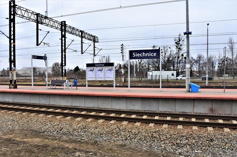 Dworzec kolejowy Siechnice - 2021 (5).JPG