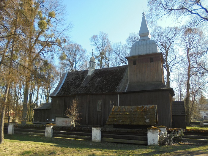 Polanka Wielka kosciol widok ogolny.JPG