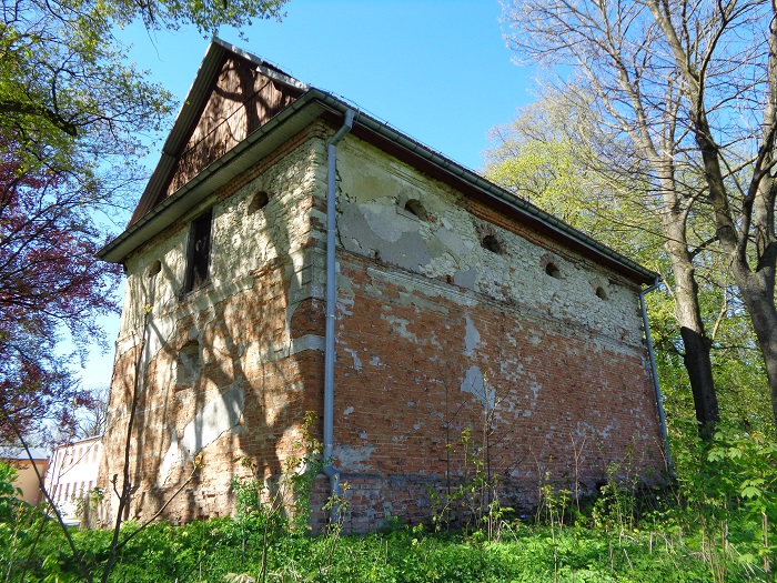 Cieszkowy zbor elewacja tylna.JPG