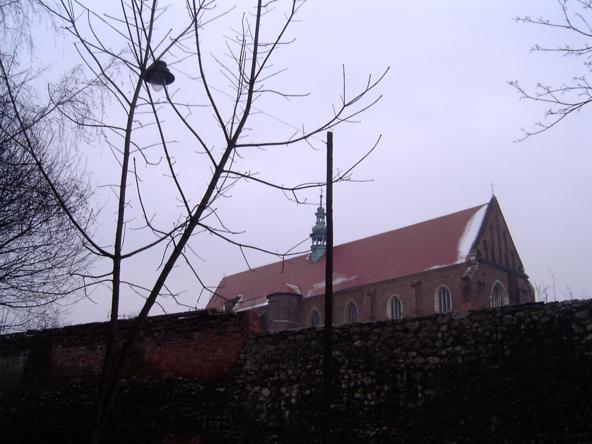 Mury i Kościół św. Katarzyny.jpg