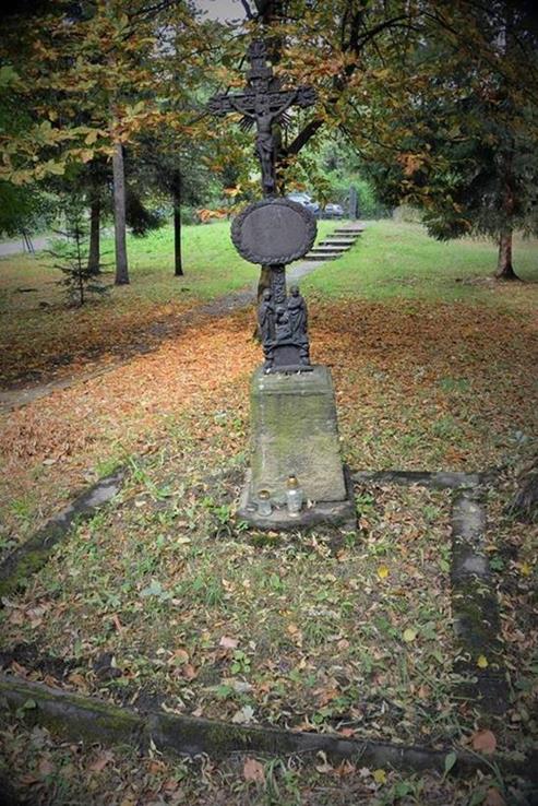 Groby na starym cmentarzu w Żywcu (19).JPG