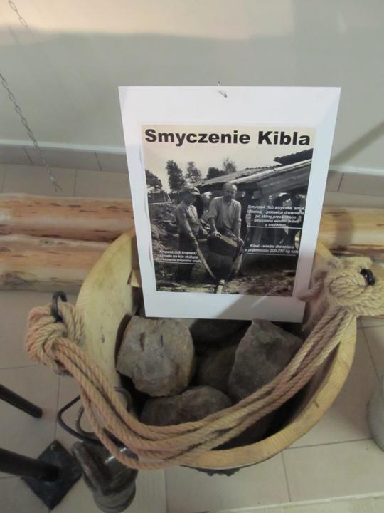 Smyczenie kibla.jpg