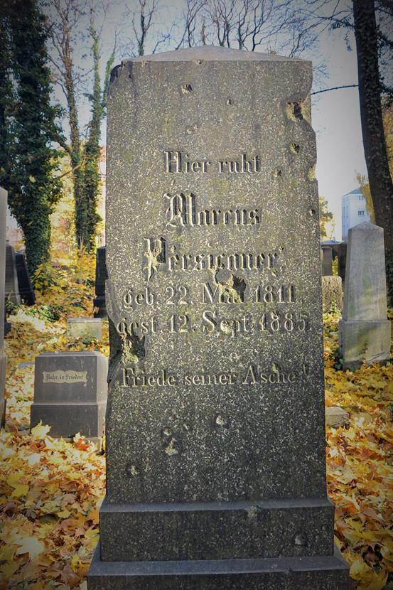 Cmentarz żydowski w Bytomiu - ślady ostrzału (2).JPG