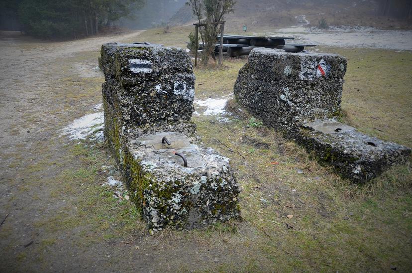 Tajemnica podstawa w kamieniołomie (1).JPG