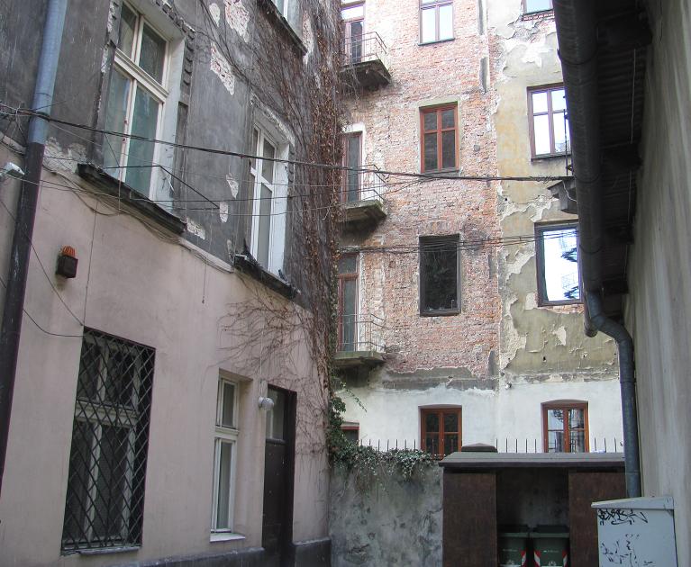 26. Kraków Karmelicka.JPG