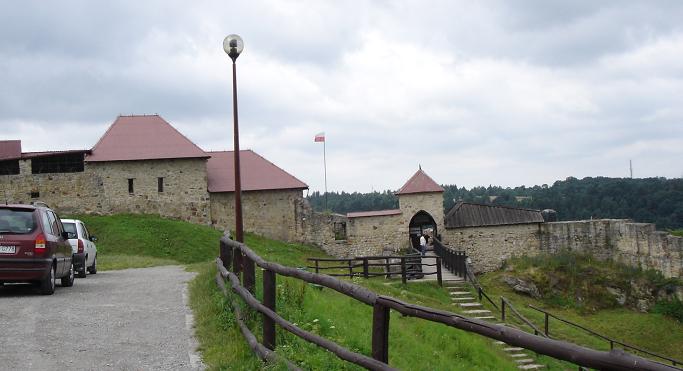 2. Dobczyce - zamek 2007 r..JPG