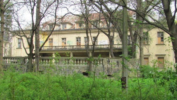 1. Pałac Tarnowskich.JPG