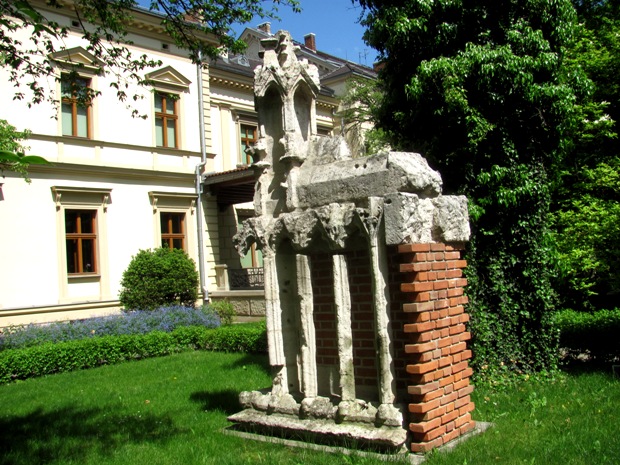 Palac Czapskich - fot 24.JPG