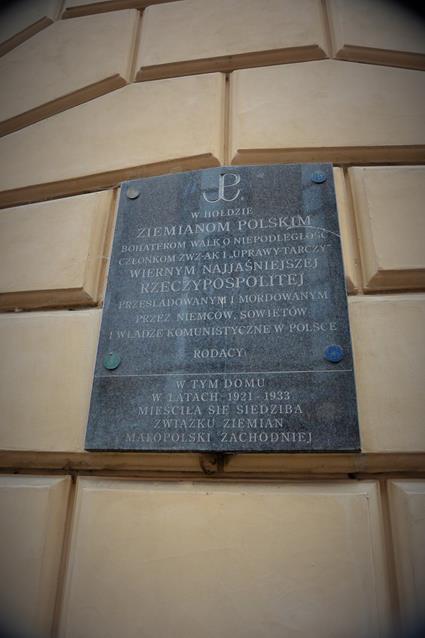 Kamienica projektu Teodora Talowskiego przy ulicy Świętego Jana 3 (6).JPG