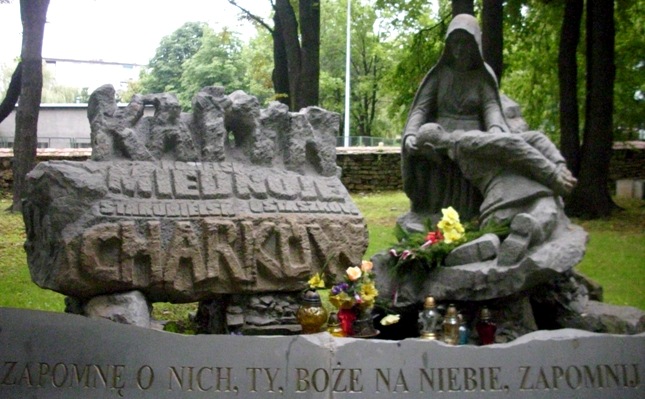 Pieta Katyńska.JPG