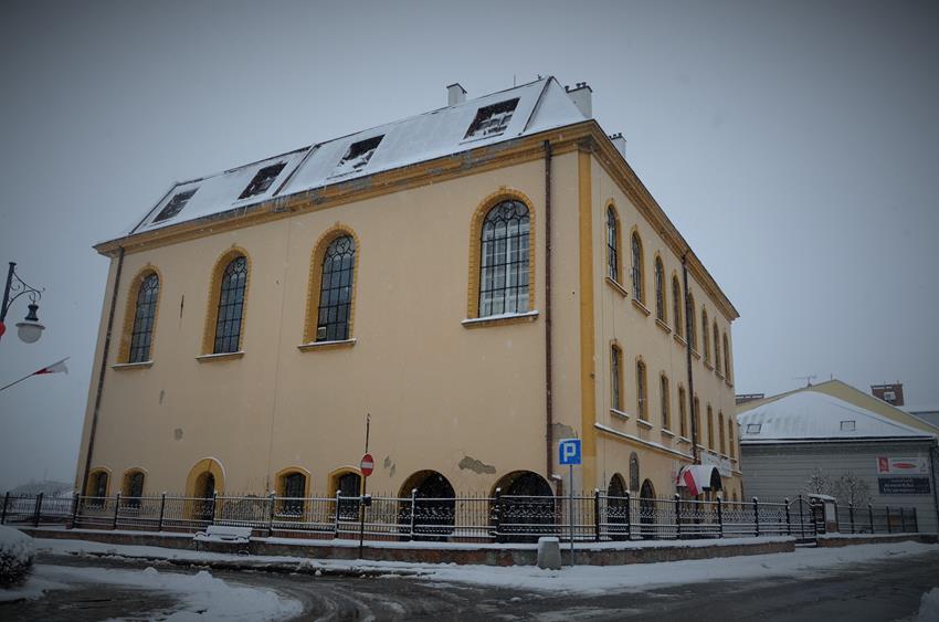 Synagoga w Jarosławiu (10).JPG