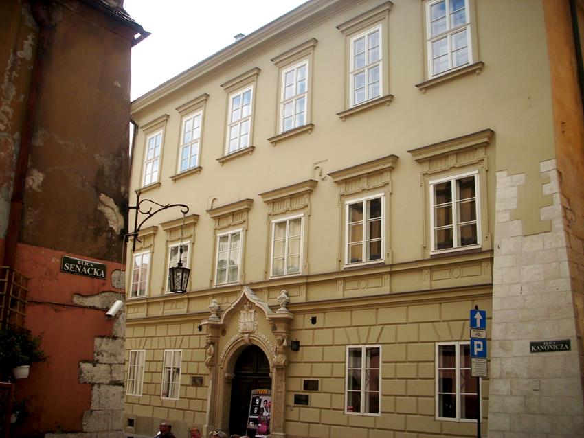 1. Palac Maciejowskiego.JPG