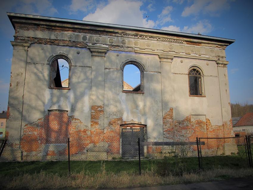 Działoszyce synagoga (4).jpg