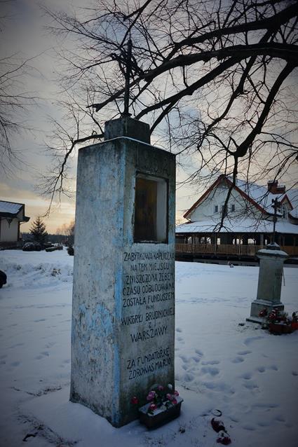 Kapliczki i krzyże pątnicze (1).JPG