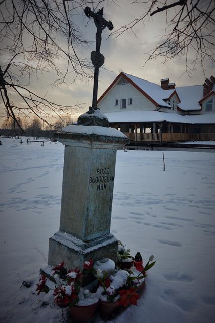 Kapliczki i krzyże pątnicze (4).JPG