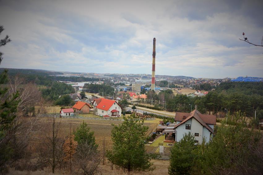 Widok na Olkusz i pozostałe wieże triangulacyjne.JPG