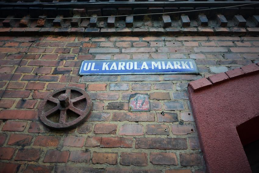 Ulica Karola Miarki 17 (1).JPG
