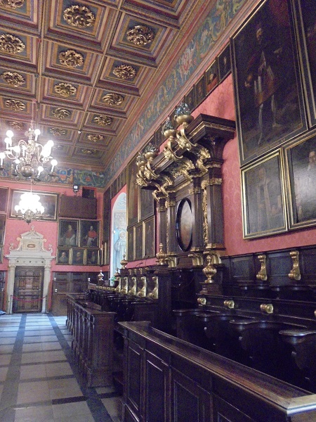 KR Collegium Maius aula 2.JPG