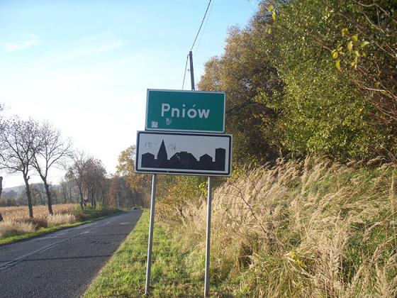 Pniów - tablica.JPG