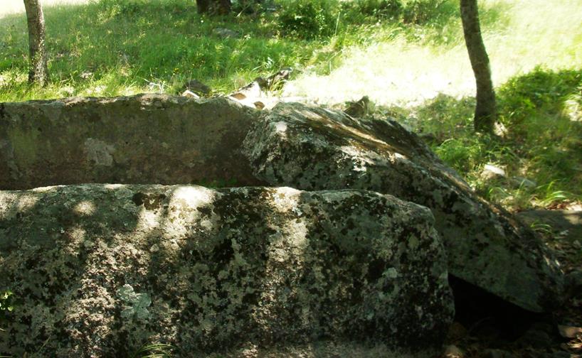 7. Dolmen.JPG