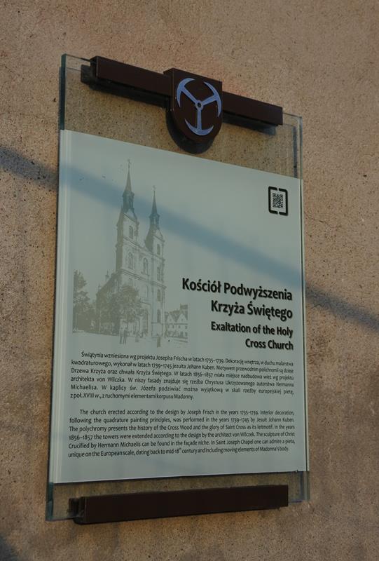 Na kościele Podwyższenia Krzyża Świętego (3).JPG