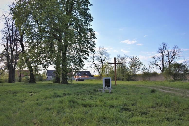 cmentarz ewangelicki (1).JPG