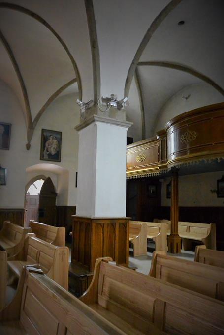 Wnętrze kościoła  (2).JPG