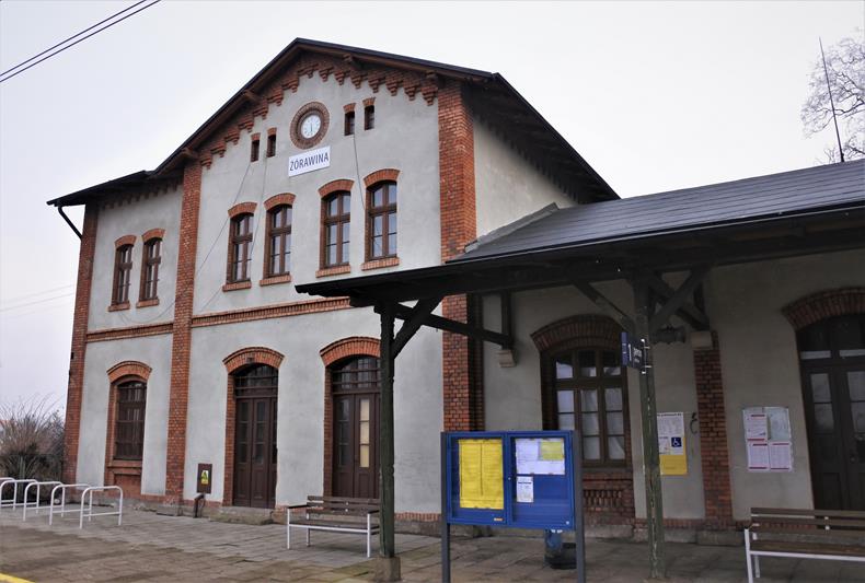 Stacja kolejowa (7).JPG