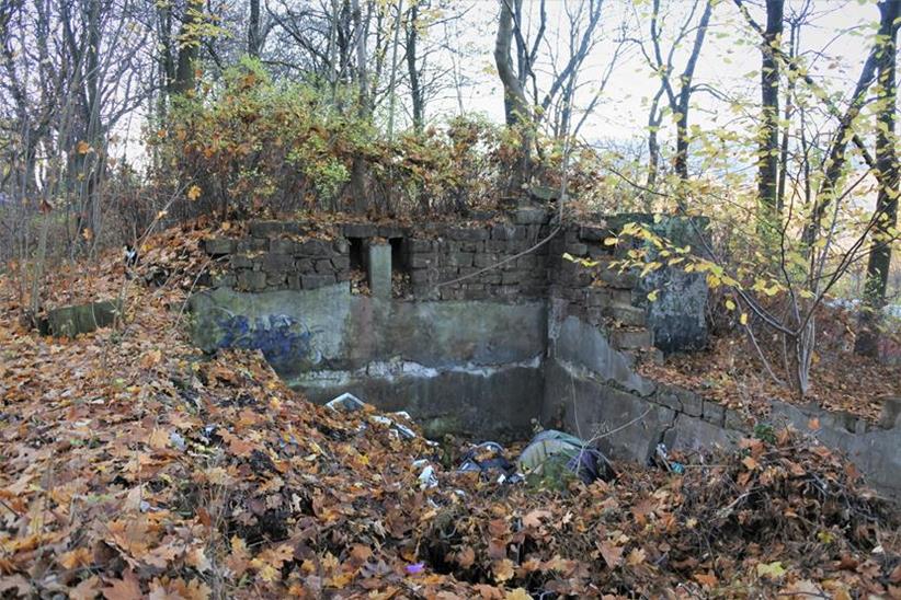 Nowa Ruda - kolejowy zbiornik na wodę (2).JPG