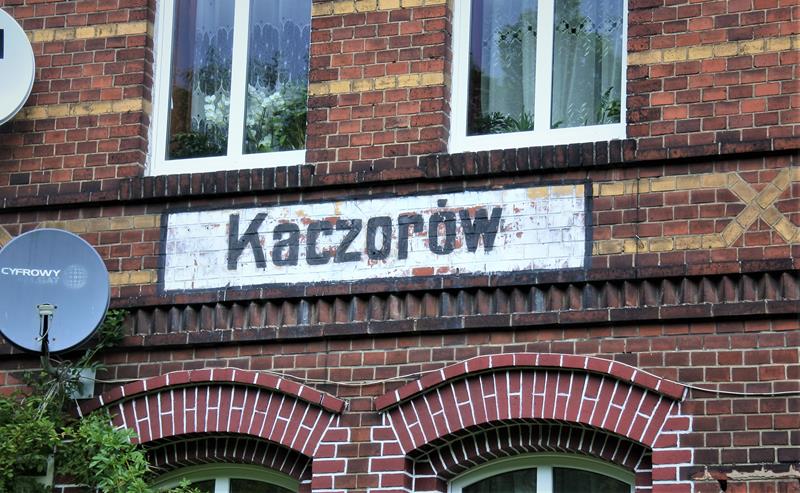 Kaczorów - dworzec kolejowy (7).JPG