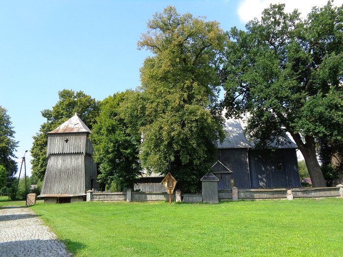 Strzelce Wielkie kosciol widok ogolny.JPG