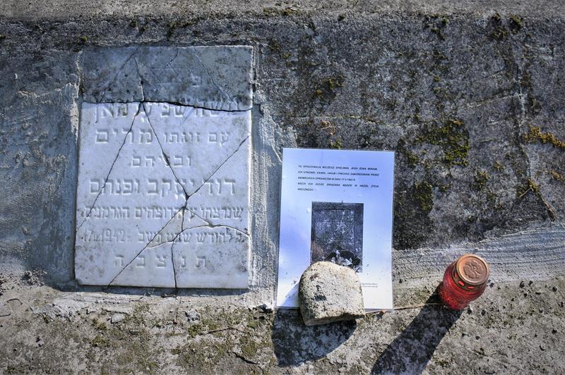 Biecz - cmentarz żydowski (7).JPG