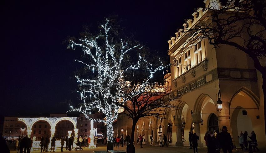 Jarmark Bożonarodzeniowy Kraków 2021 (48).jpg