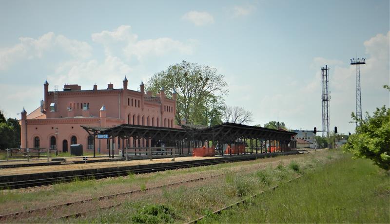 Jawor - dworzec kolejowy (18).JPG