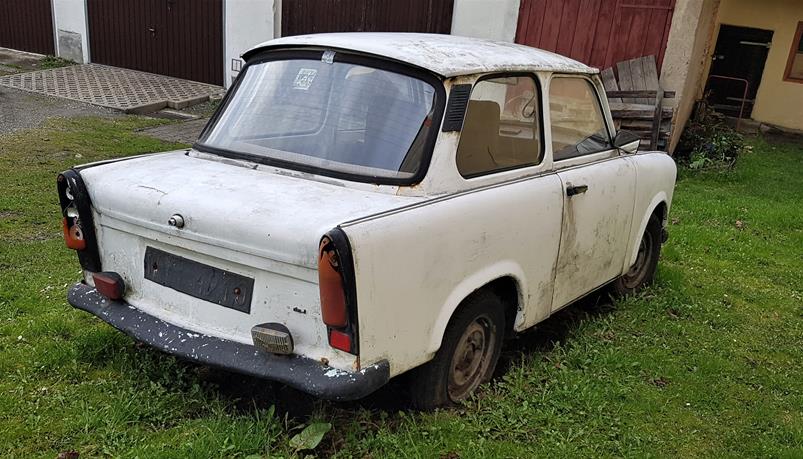 Trabant (1).jpg