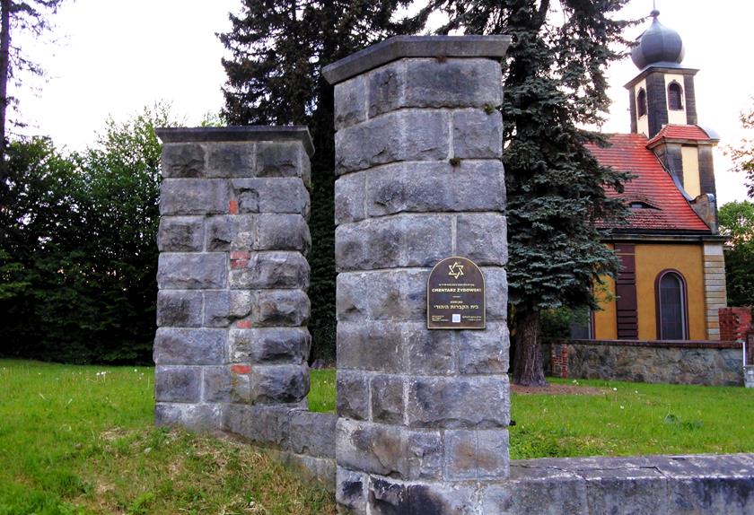 Cmentarz żydowski Lądek - Zdrój (3).JPG