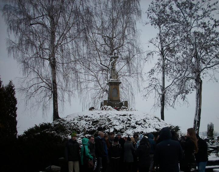 Wycieczka pokonkursowa  - Gdów Mogiła 154 Powstańców Krakowskich - fot. 2.JPG